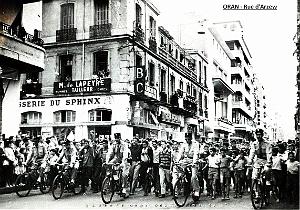 1958- Oran - Rue d'Arzew - Manifestation